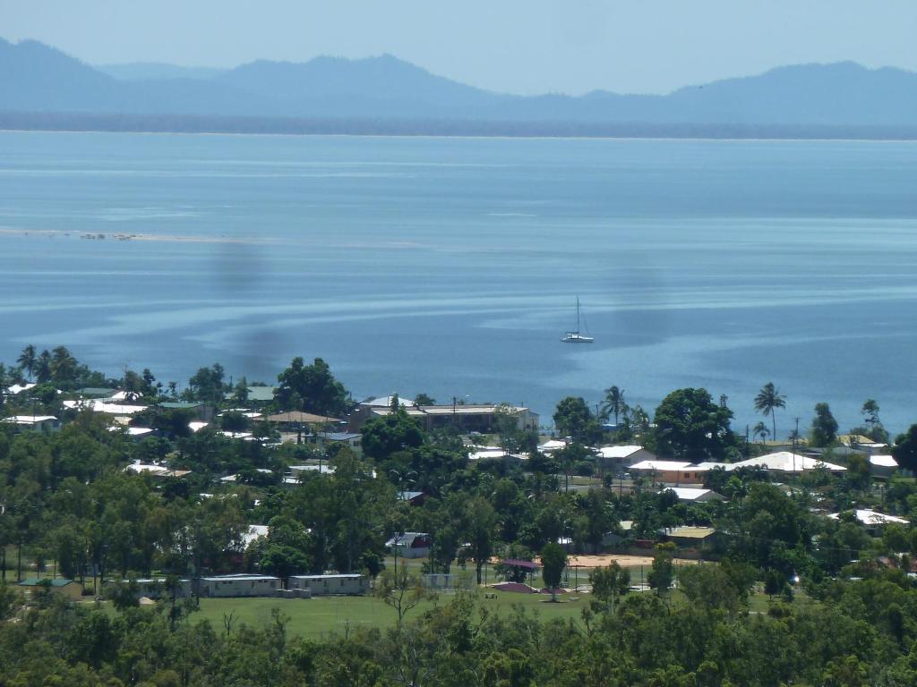Cardwell Beachfront Motel Eksteriør bilde