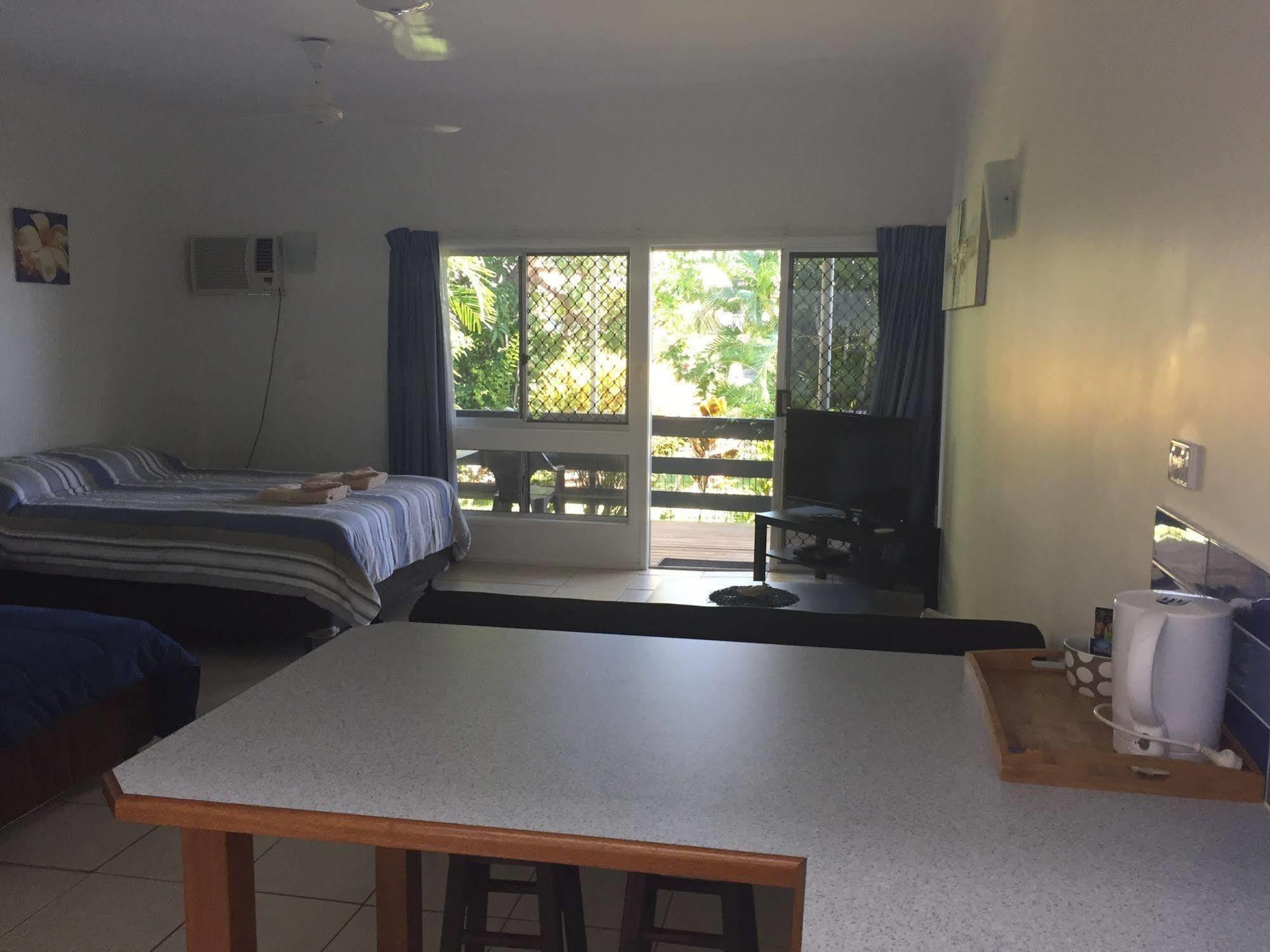 Cardwell Beachfront Motel Eksteriør bilde